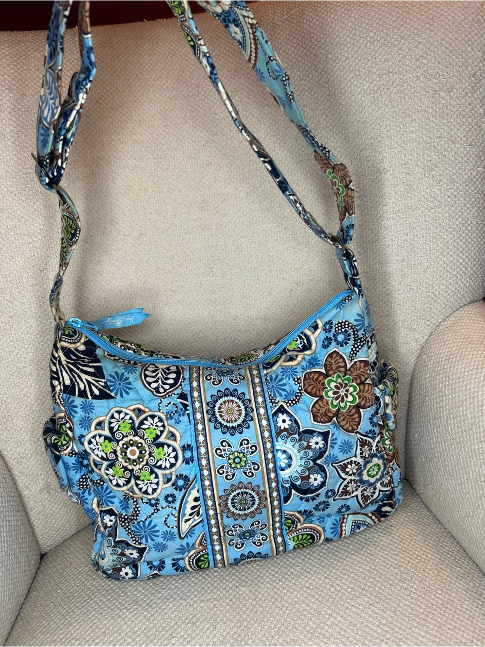 Vera Bradley Bali Blue On the Go Quilted Shoulder Bag with matching wallet